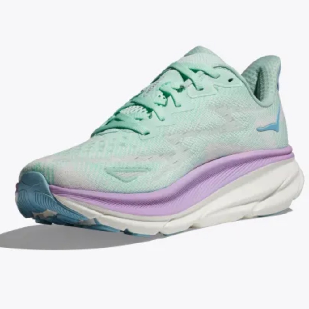 HOKA Clifton 9, women’s size 10